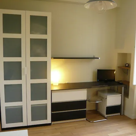 Apartment Meuble Rdc Droite *